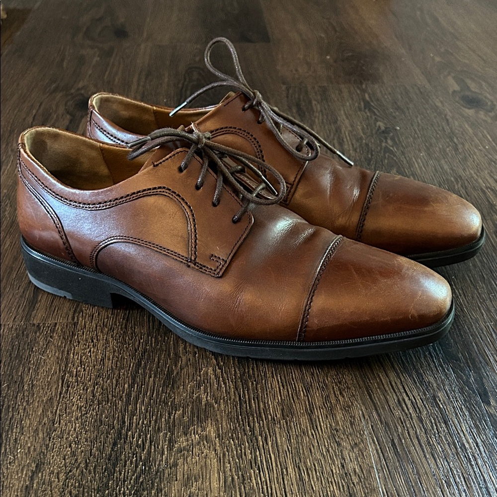 Johnston & Murphy Tan Leather Oxfords